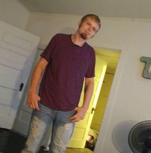 Meet your Posher, Derek